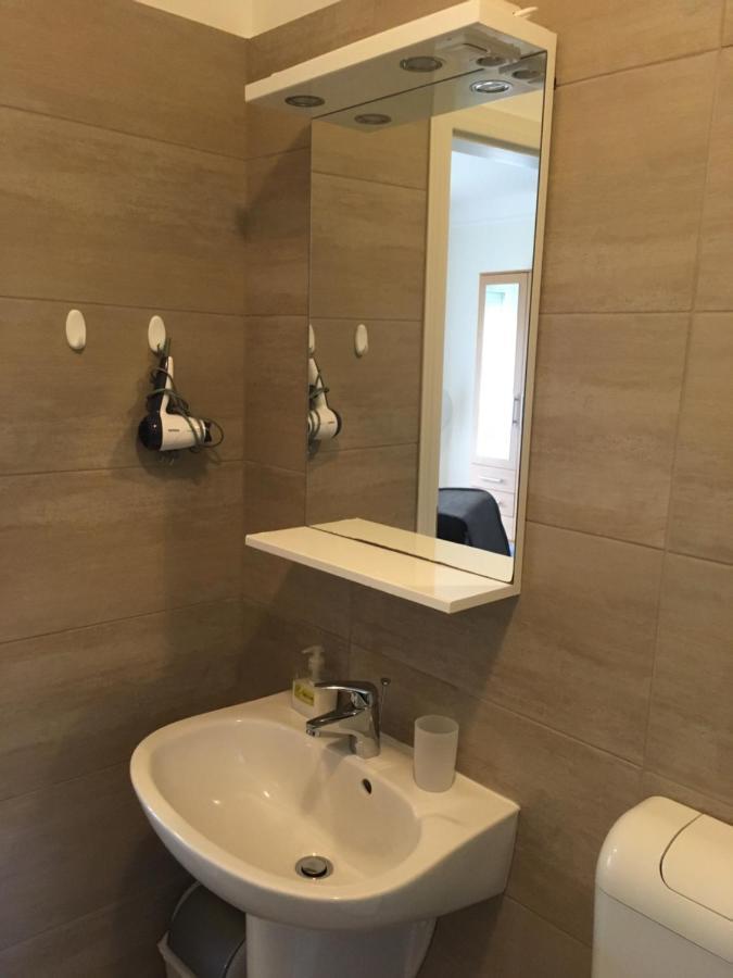 Luca Apartments 佐洛卡罗斯 外观 照片