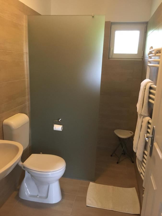 Luca Apartments 佐洛卡罗斯 外观 照片